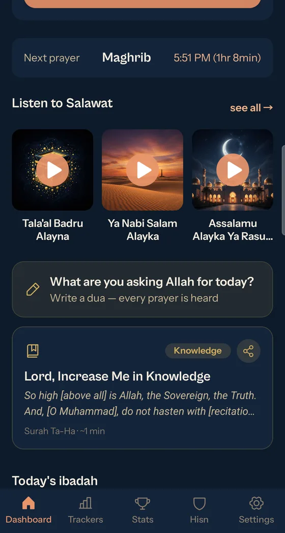 Dashboard with salawat, prayer times, dua prompt, Quran gem, and ibadah list
